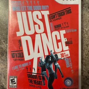 Just Dance, "30 Tracks" (Nintendo Wii, 2009) Game & Manual in case.